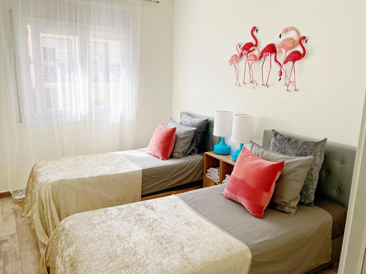 Cheerful Townhouse Center Sitges 5 Bedrooms Pool And Terrace Exterior photo
